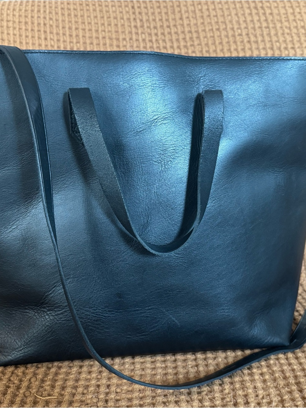 Madewell Classic Black Leather Tote — Women’s Everyday Shoulder Bag